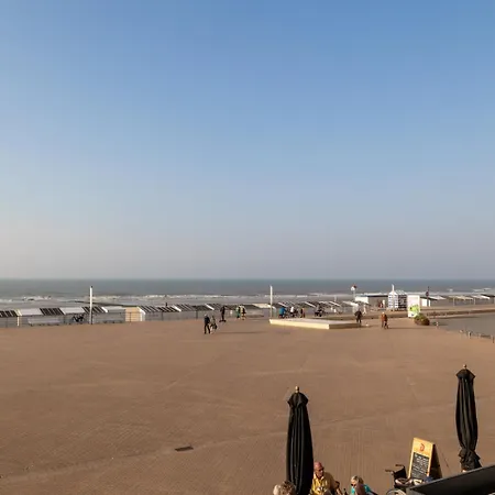 Appartement Unique 2-bedroom With Direct Sea View T36 *